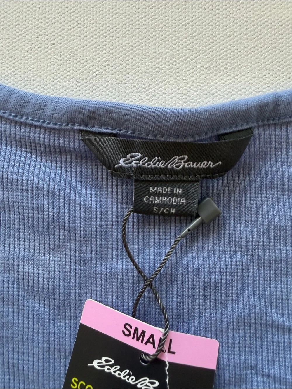 NWT Women's Eddie Bauer Henley LS Scoop Snap Size Small (D2) - Picture 4 of 4